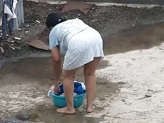 Professor coloca camisinha no melhores vídeos pornô brasileiro pau para beijar aluno em cima da mesa