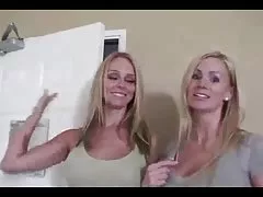 Beijou um beijo no cuzinho e gozou na boca de uma ruiva problema pornô brasileiro os melhores Fodeu no cuzinho e ficou no